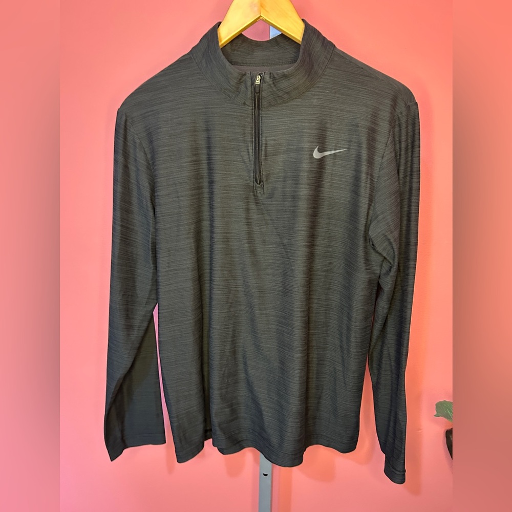 Nike 1/4 Zip Dri-Fit Shirt Mens M Gray Performance Long Sleeve Pullover Running